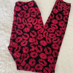 Lularoe OS leggings, EUC.